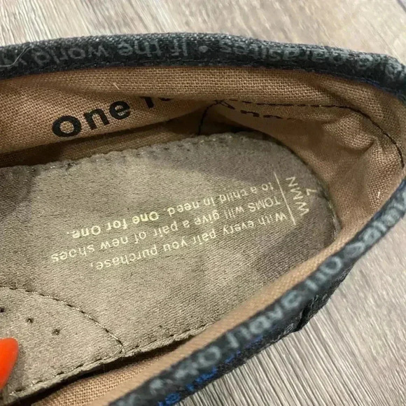 TOMS NWB Special Edition One for One Women's Size 7 Dark Blue Alpargata - Picture 7 of 7